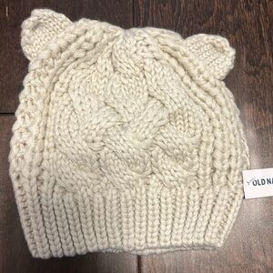 NWT Adorable Old Navy Gender Neutral Bear Chunky Sweater Knit Hat with Ears!